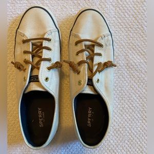 Sperry Topsiders